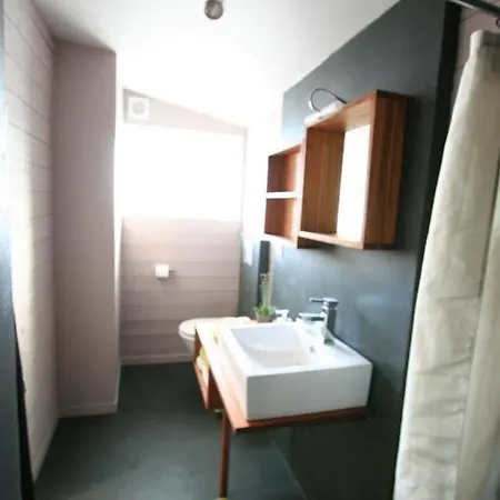 Comme Un Poisson Dans L'eau *