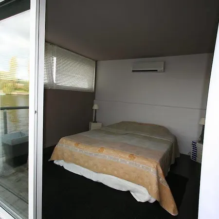 Holiday home Comme Un Poisson Dans L'eau